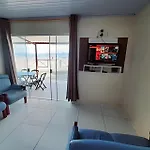 TF02 - Casa 42 Estaleiro - frente para o mar